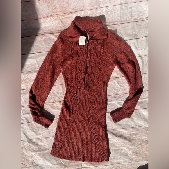 FREE PEOPLE Women's Mont Blanc Zip-Front Sweater Dress Size M Red NEW - Picture 4 of 11
